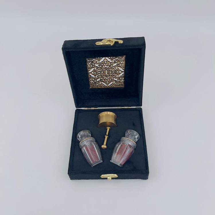 باکس دو گوهر نقلی + هاون +یک گرم زعفران سوپر نگین